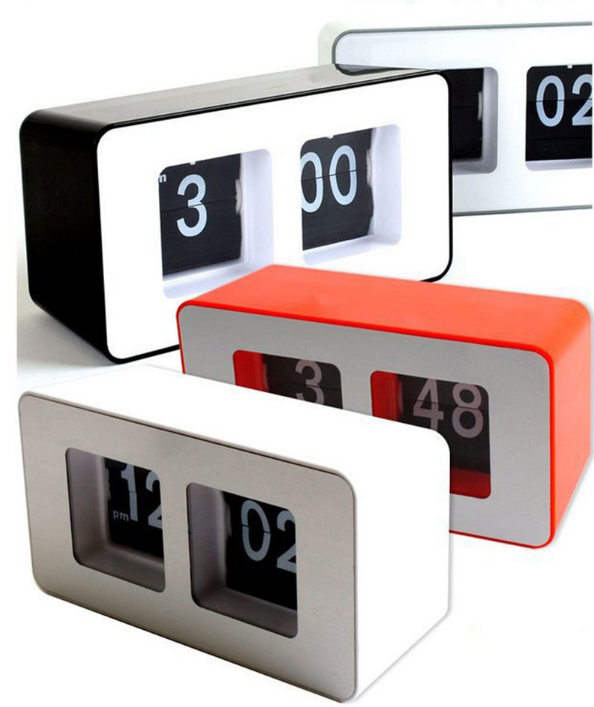 Retro Square Desk Clock - Auto Page Flip