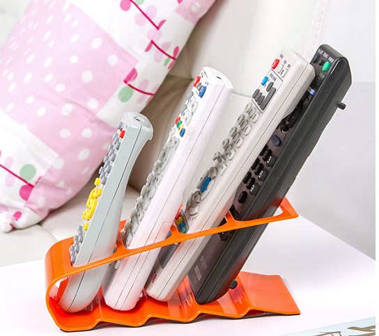 Quad-Slot Remote Caddy